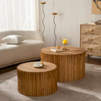 Tables basses gigognes cylindriques en bois naturel, relief gaufré, lot de 2