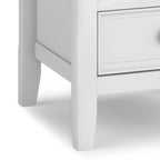Table d'appoint carrée en bois massif avec tiroir et étagère – 10 couleurs, 48 cm L x 51 cm H