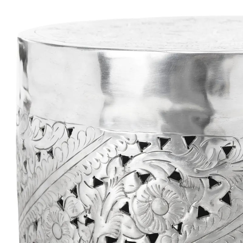 Table d'appoint ronde argentée pour 1 personne, cadre en métal, 38 cm (l) x 38 cm (P) x 48 cm (H)