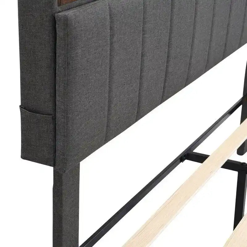 Lit plateforme en lin rembourré beige/marron avec tête de lit de rangement et station de charge, Queen/Full, pour 2
